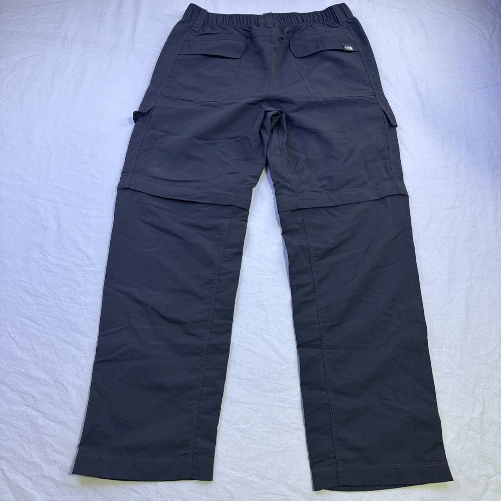 The North Face Men's S/P  Paramount Convertible Cargo Hiking Pants CHARCOAL